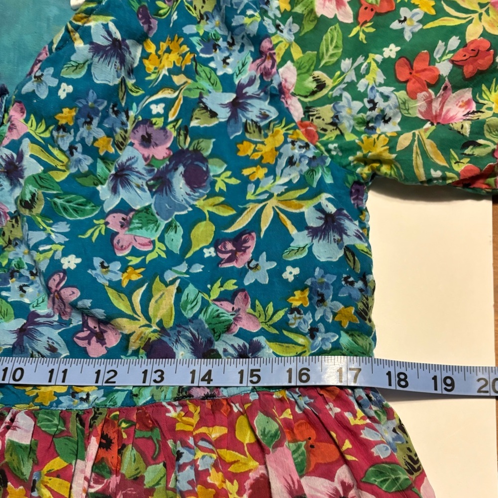 Colorful, tiered floral comfort wear dress. La Cera size medium - Picture 9 of 10